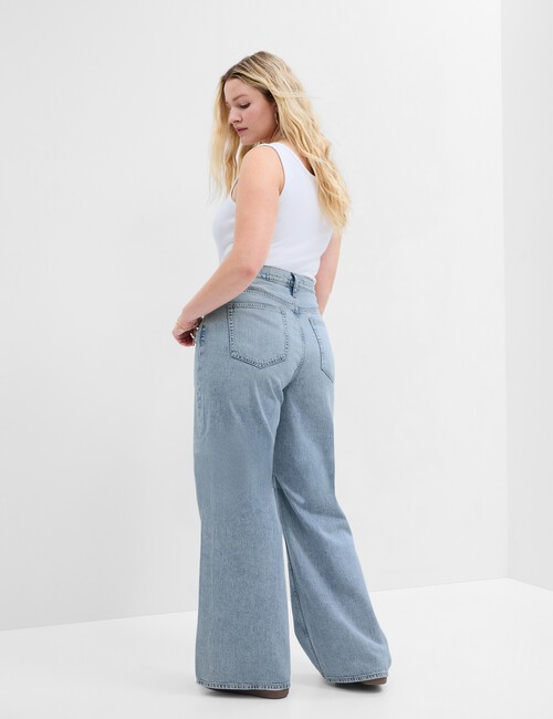 High Rise Wide-Leg Jeans