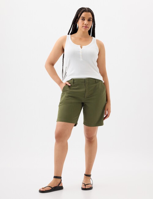 9" Downtown Khaki Bermuda Shorts